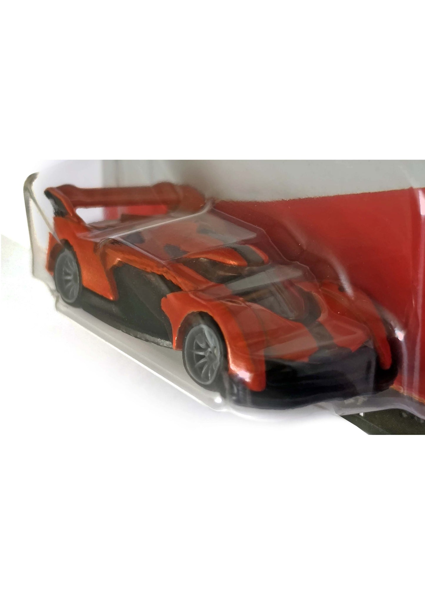 McLAREN SOLUS GT
