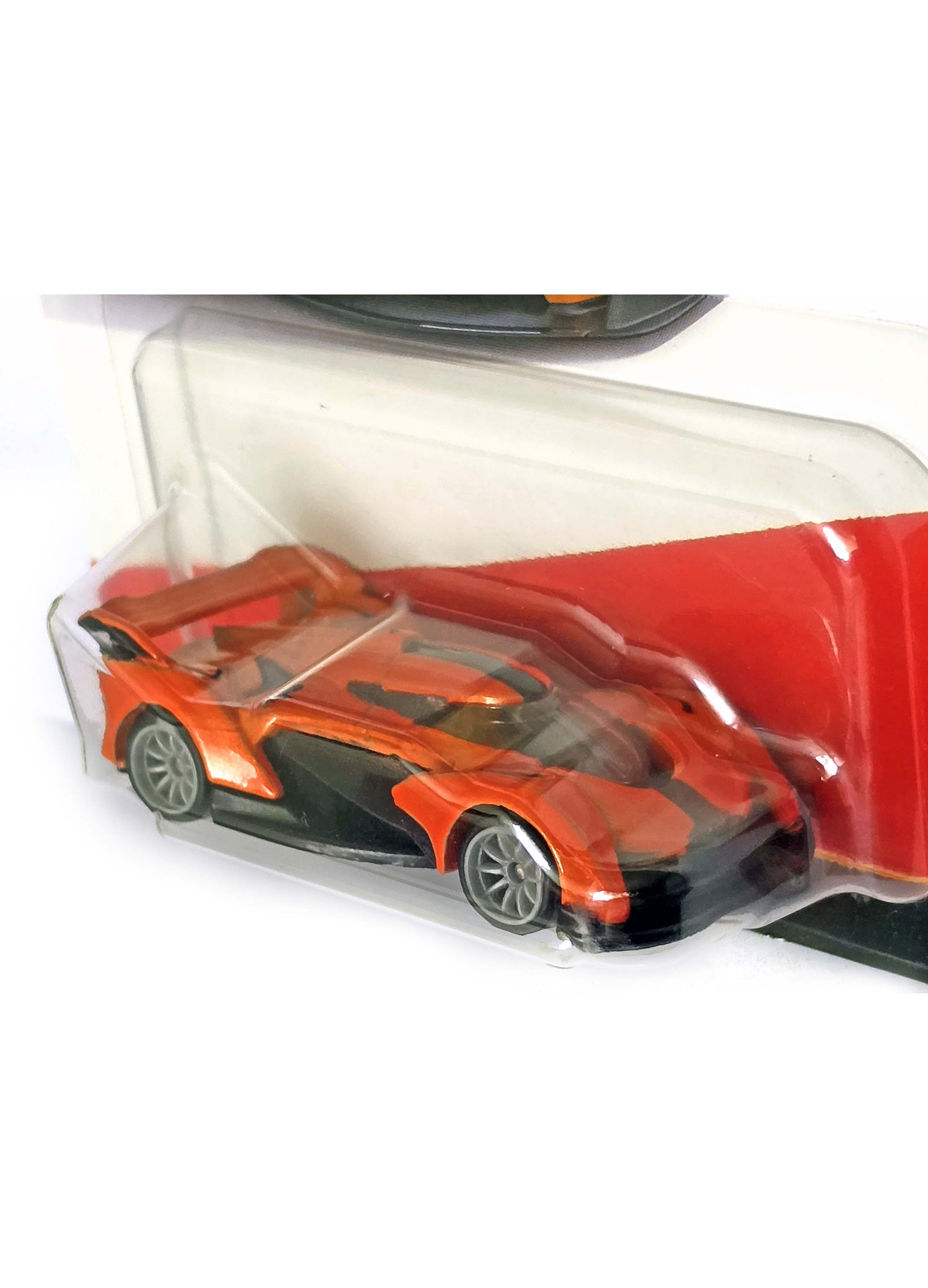 McLAREN SOLUS GT